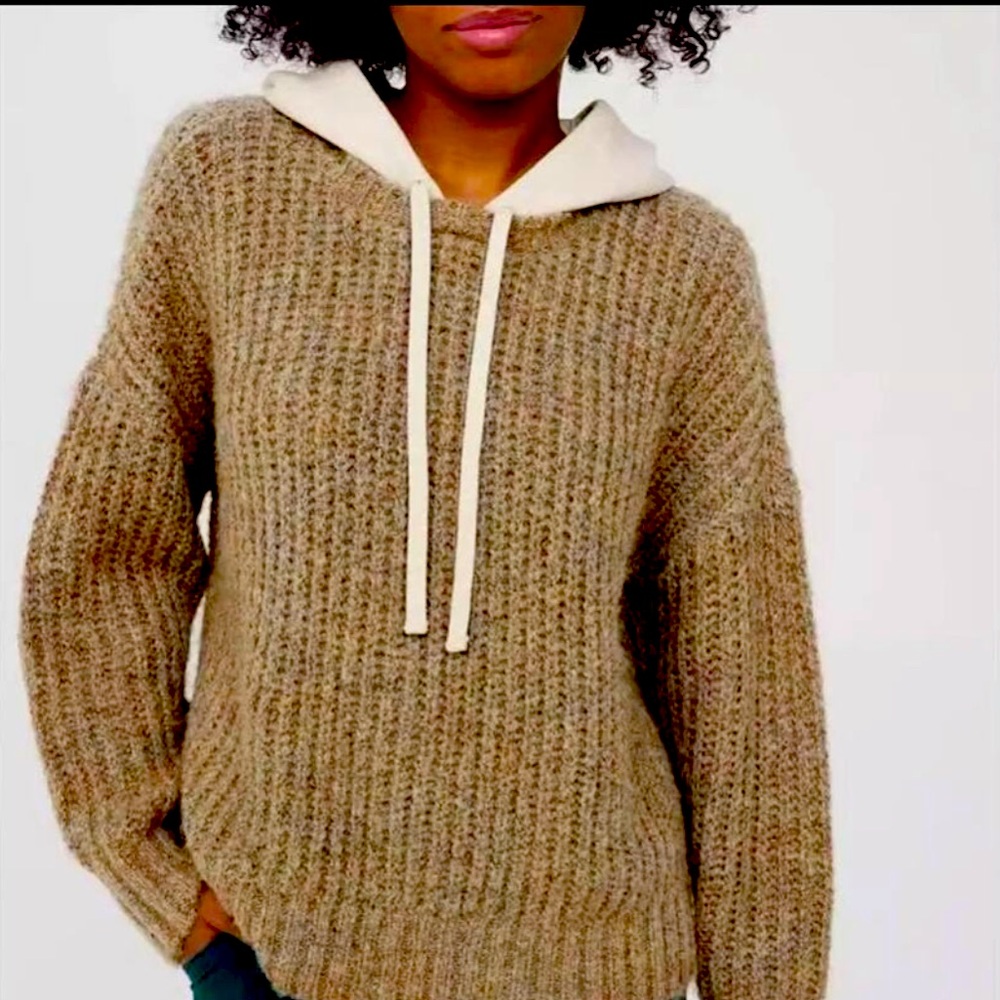 0004 Aerie Tan Knit Sweater with Cream Hood